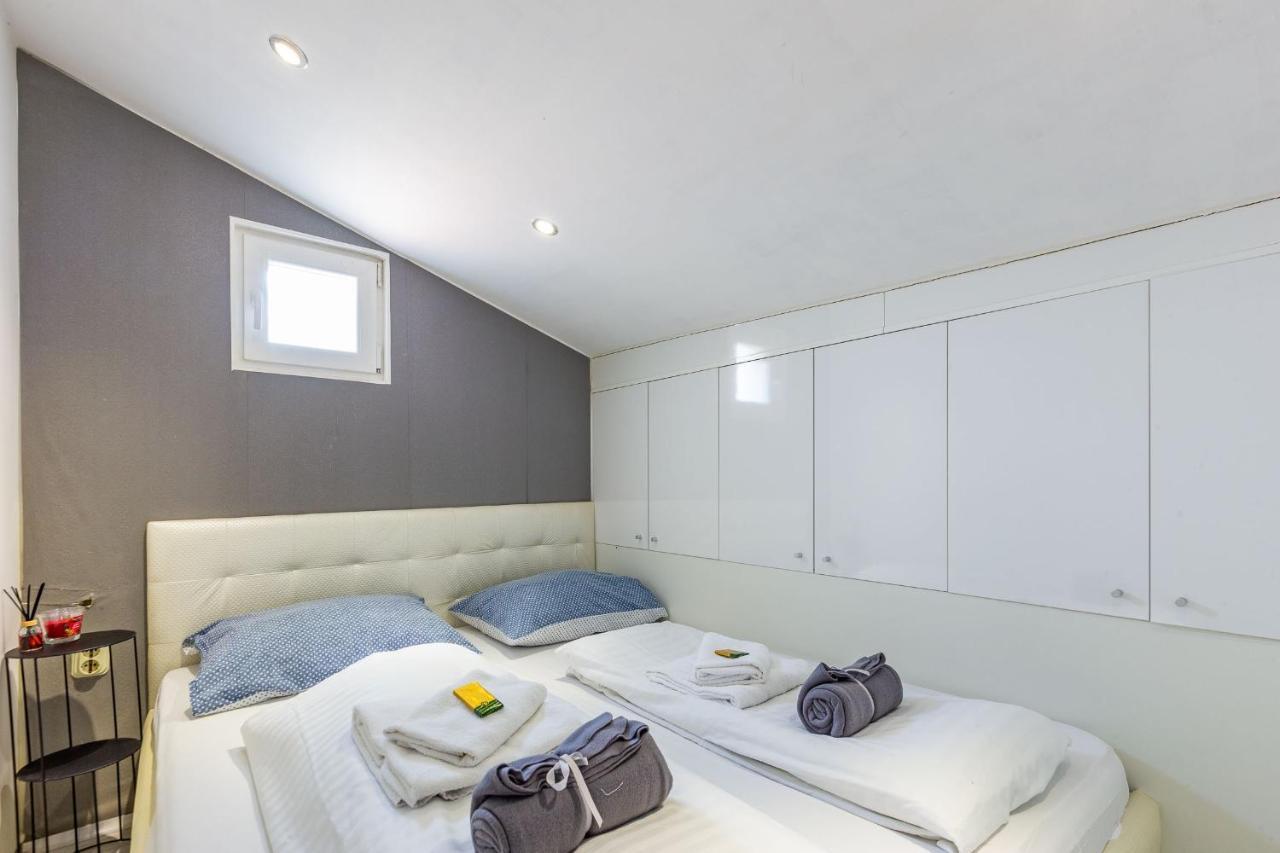 Alpha Loft 1Br Apartment In Center Zadar Exterior photo
